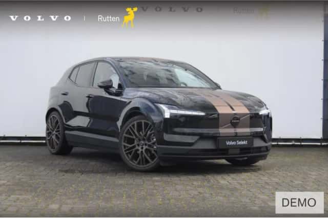 Volvo EX30 (2026) thumbnail 1