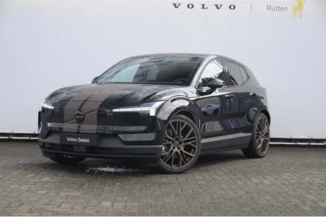 Volvo EX30 (2026) thumbnail 3