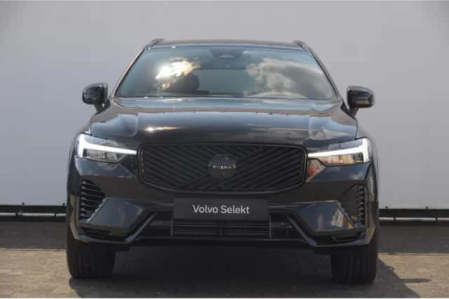 Volvo XC60 (2025) thumbnail 2