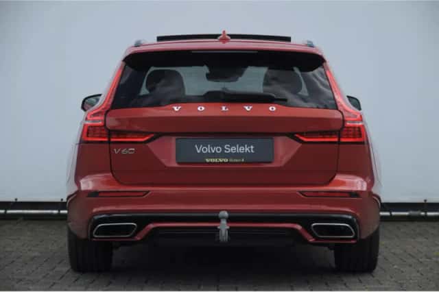 Volvo V60 (2022) thumbnail 6