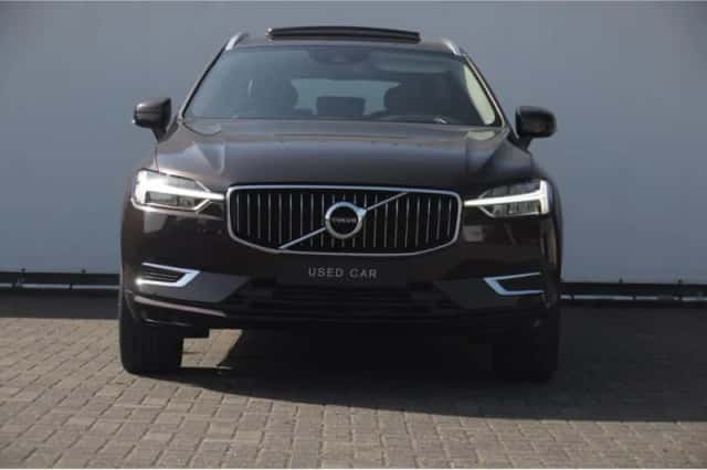 Volvo XC60 (2020) thumbnail 2