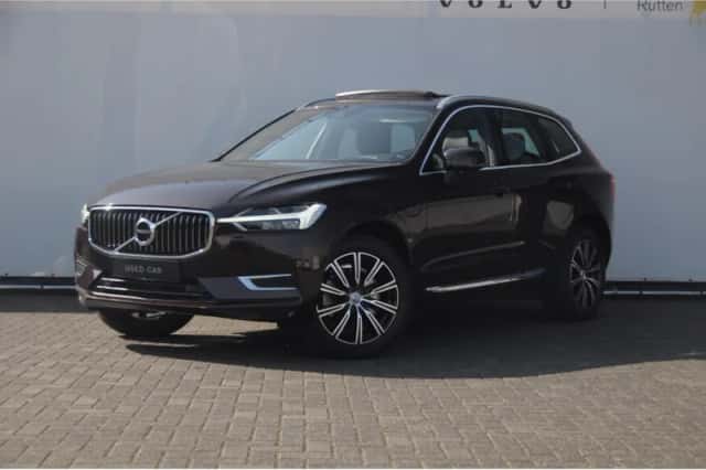 Volvo XC60 (2020) thumbnail 3