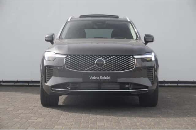 Volvo XC90 (2026) thumbnail 2