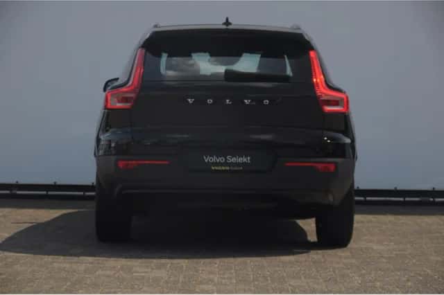 Volvo XC40 (2021) thumbnail 6