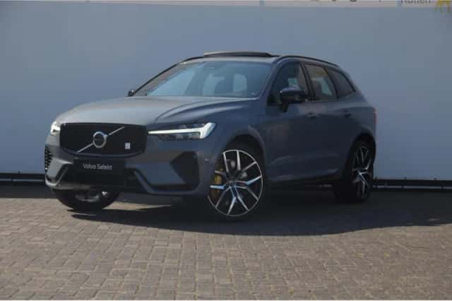 Volvo XC60 (2024) thumbnail 3