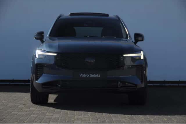 Volvo XC90 (2026) thumbnail 2
