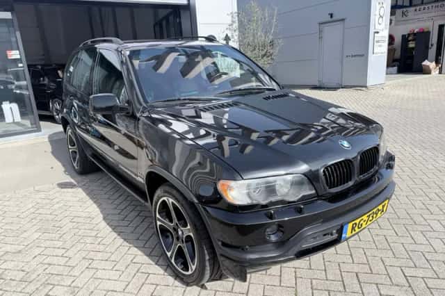 BMW X5 (2002) thumbnail 3