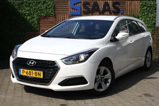 Hyundai i40 (2016) thumbnail 1