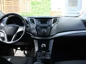 Hyundai i40 (2016) thumbnail 9