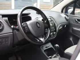 Renault Captur (2014) thumbnail 9