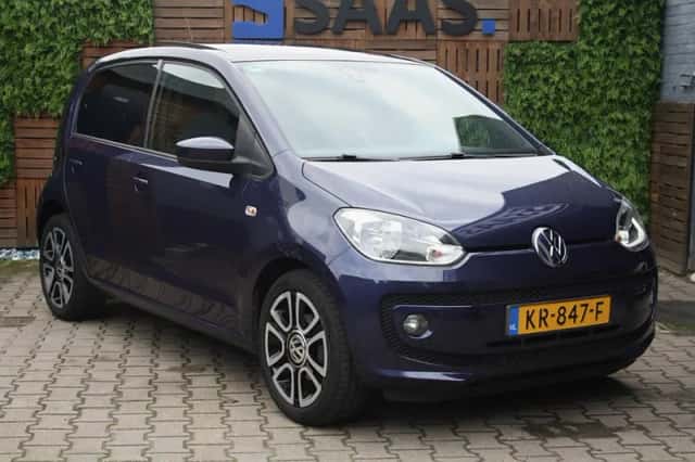 Volkswagen Up (2016) thumbnail 3