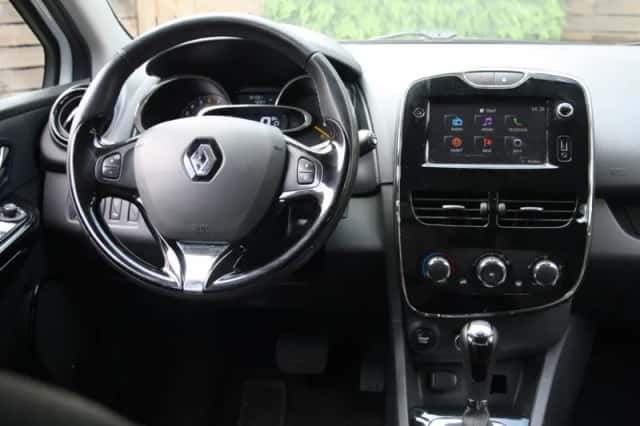 Renault Clio (2014) thumbnail 9