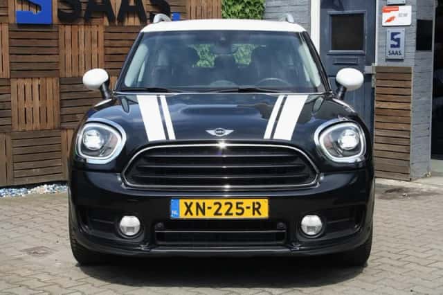 MINI Countryman (2018) thumbnail 2