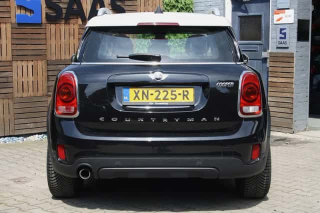 MINI Countryman (2018) thumbnail 5