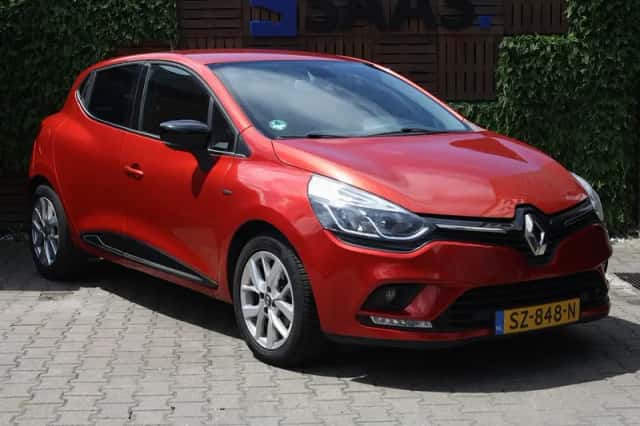 Renault Clio (2018) thumbnail 3