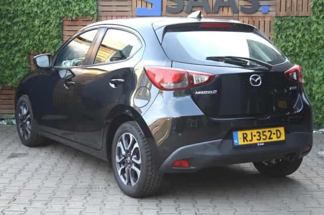 Mazda 2 (2017) thumbnail 3