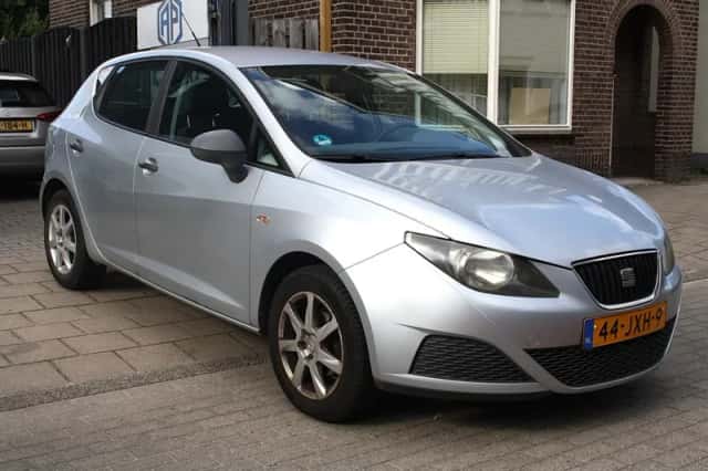 SEAT Ibiza (2009) thumbnail 1