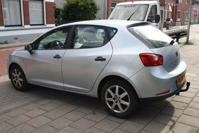 SEAT Ibiza (2009) thumbnail 4