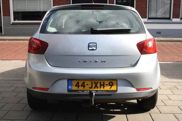 SEAT Ibiza (2009) thumbnail 5