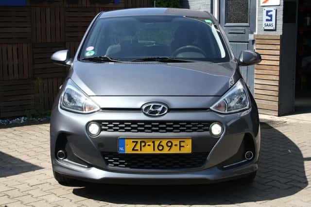 Hyundai i10 (2019) thumbnail 2