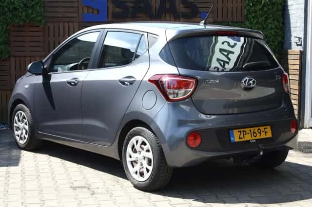 Hyundai i10 (2019) thumbnail 4