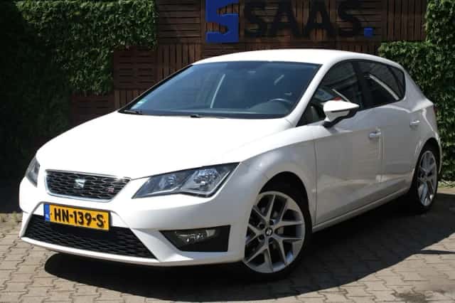SEAT Leon (2015) thumbnail 1