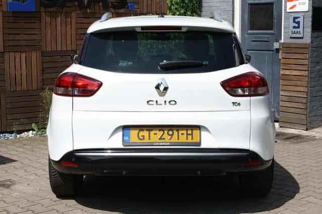 Renault Clio (2015) thumbnail 5