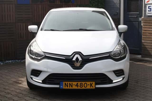 Renault Clio (2017) thumbnail 2