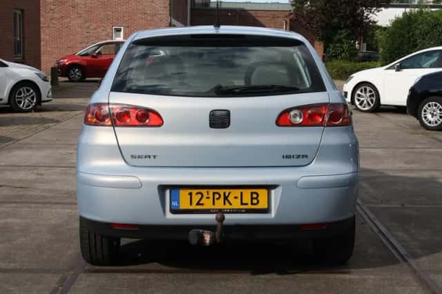 SEAT Ibiza (2004) thumbnail 5