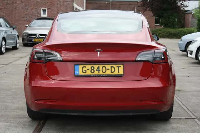 Tesla Model 3 (2019) thumbnail 6
