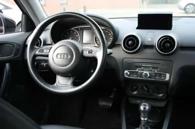 Audi A1 (2018) thumbnail 2