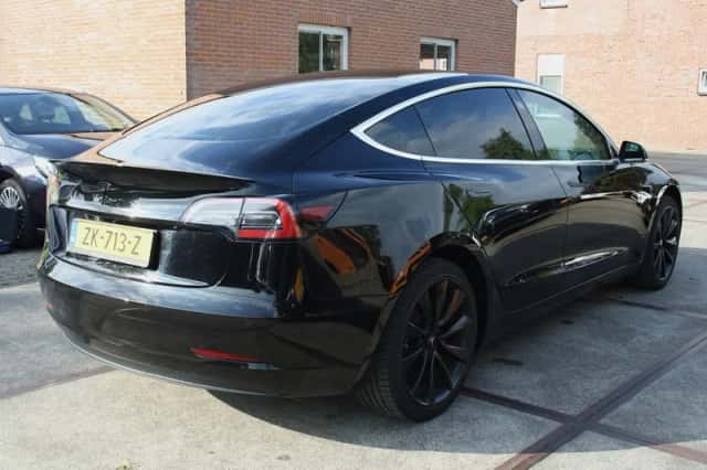 Tesla Model 3 (2019) thumbnail 4
