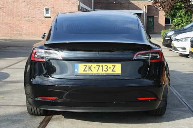 Tesla Model 3 (2019) thumbnail 5