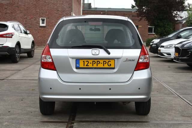 Honda Jazz (2004) thumbnail 5