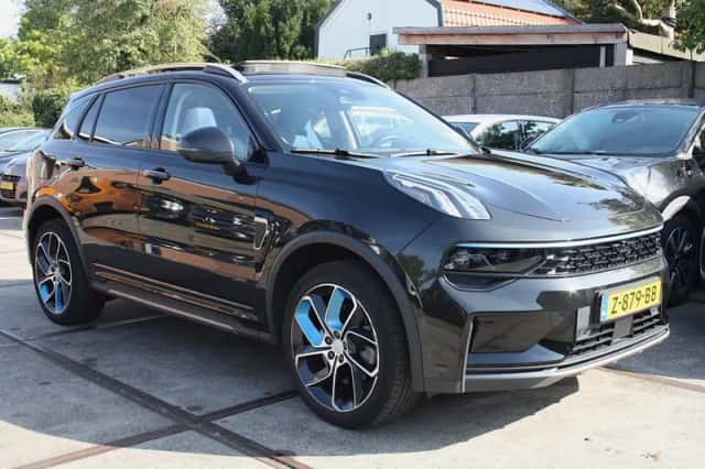 Lynk & Co 01 (2022) thumbnail 2