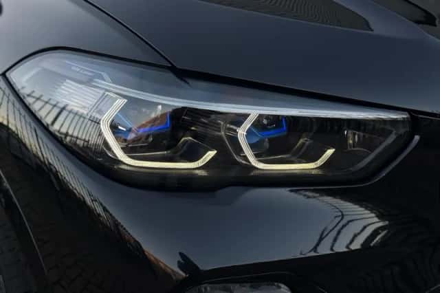 BMW X5 (2021) thumbnail 5