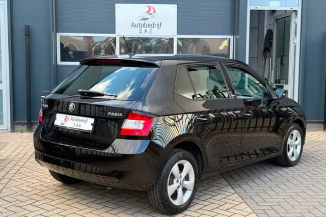Škoda Fabia (2017) thumbnail 5