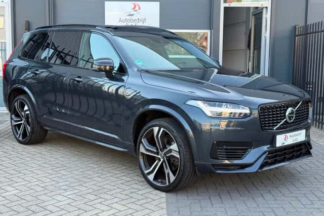 Volvo XC90 (2022) thumbnail 2
