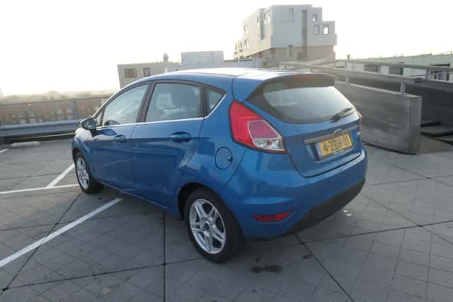 Ford Fiesta (2014) thumbnail 4