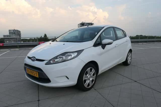 Ford Fiesta (2011) thumbnail 1