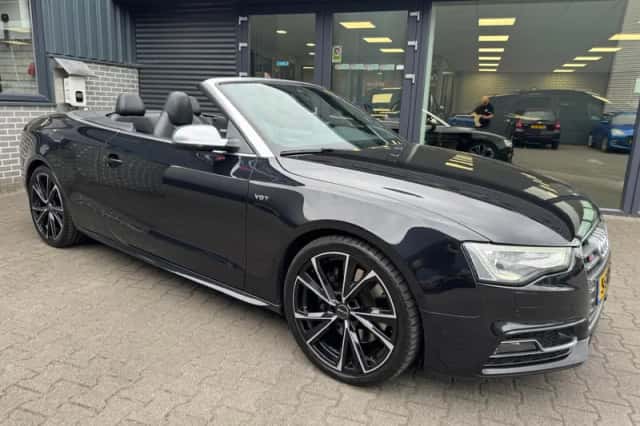 Audi A5 (2012) thumbnail 2