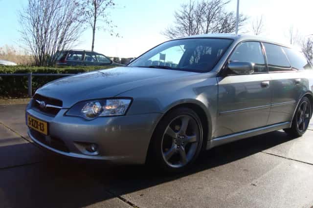 Subaru Legacy (2005) thumbnail 1