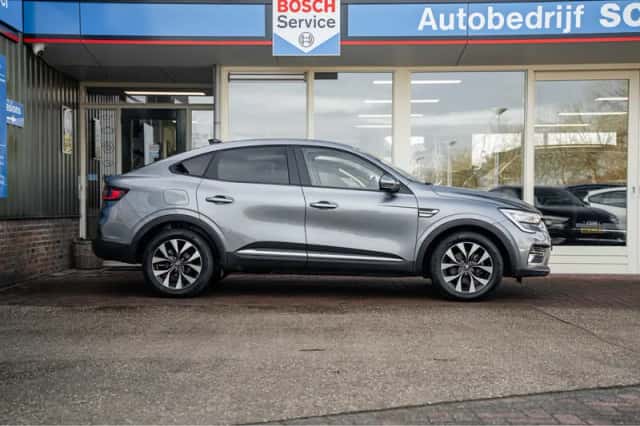 Renault Arkana (2021) thumbnail 3
