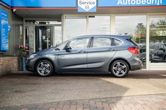 BMW 2-Serie (2017) thumbnail 5