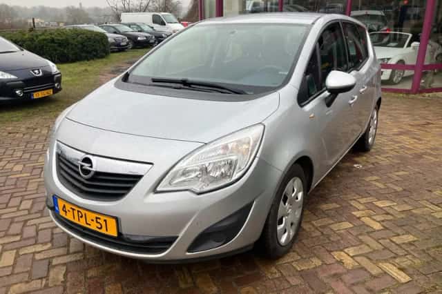 Opel Meriva (2012) thumbnail 1