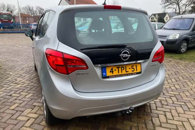 Opel Meriva (2012) thumbnail 5