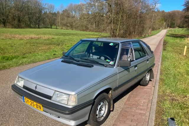 Renault 11 (1988) thumbnail 1