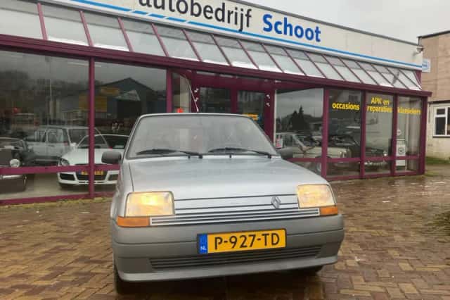 Renault 5 (1991) thumbnail 6