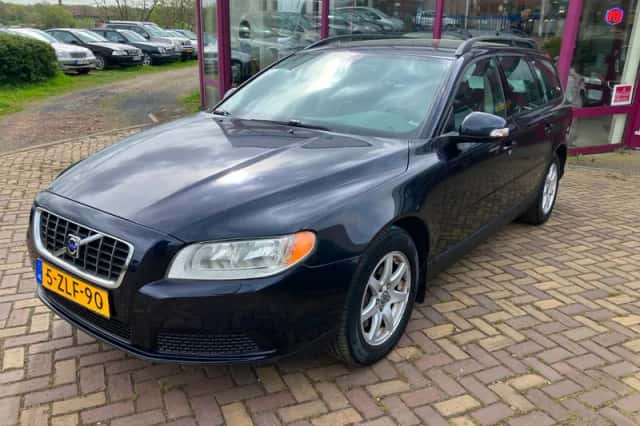 Volvo V70 (2008) thumbnail 1