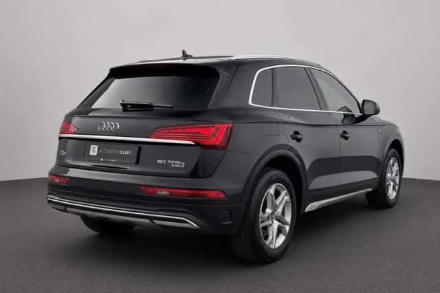Audi Q5 (2021) thumbnail 2